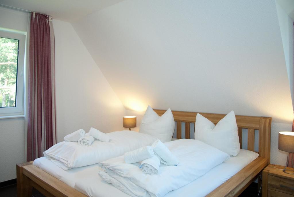 Ferienhaus Emmely Nur Wenige Gehminuten Zum Strand Ruhig Glowe Zewnętrze zdjęcie